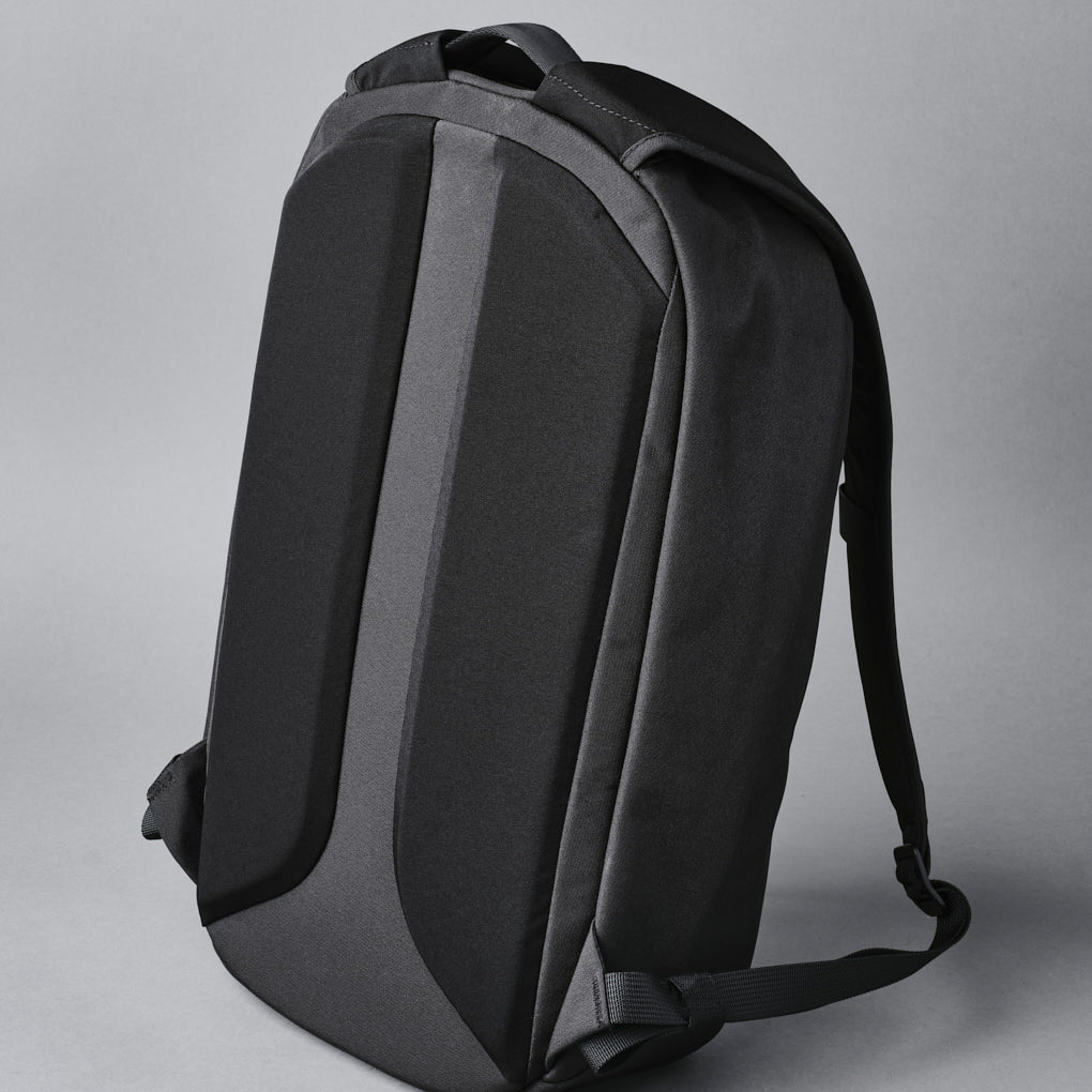 Alpaka Gear Metro Backpack - Axoflux 300D Black