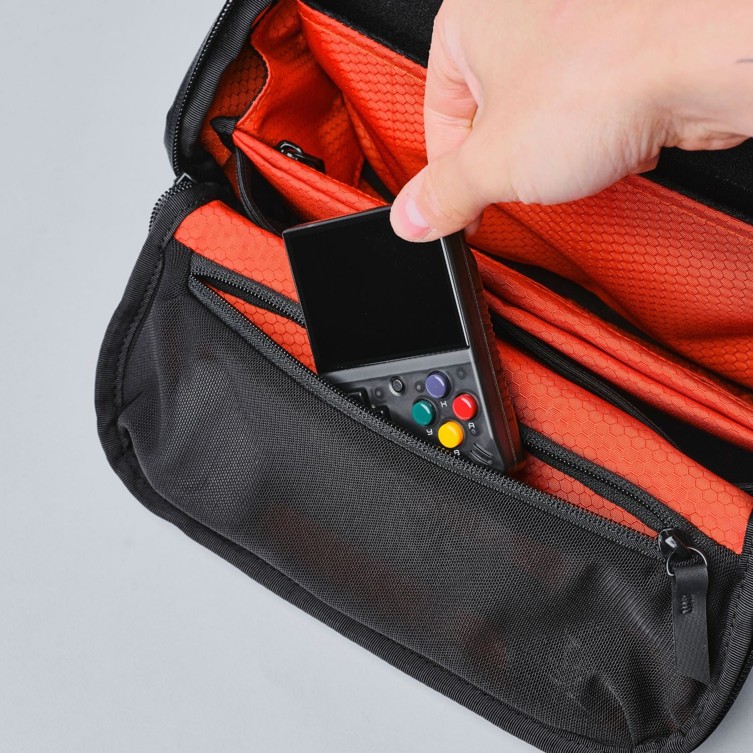 Alpaka Gear Vertex Pouch Black X-Pac RX36 Black indvendig lomme i trådnet