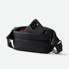 Bellroy Laneway Belt Bag Ink (Leather Free) lynlåslomme på indersiden