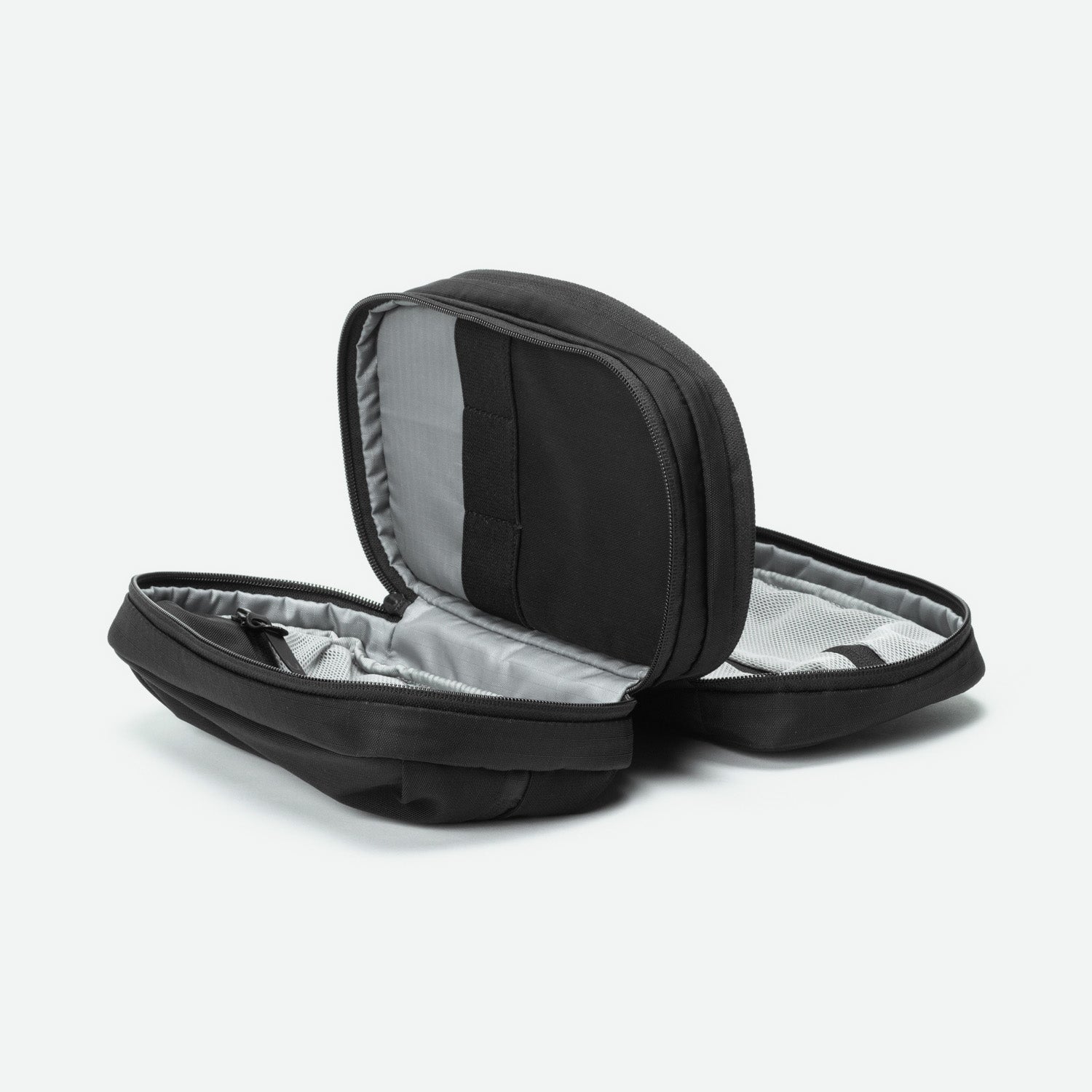 Black Ember Dopp Kit