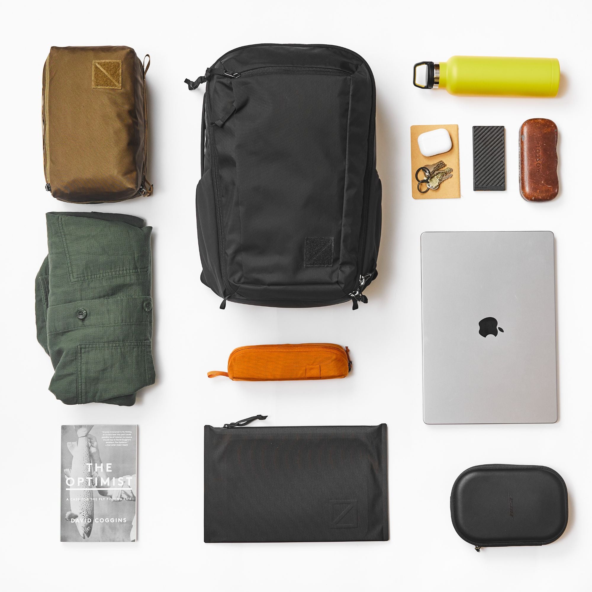 Evergoods Civic Travel Bag 20L Solution Dyed Black - Flatlay