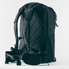 Evergoods Civic Travel Bag 35L Solution Dyed Black - med hoftebælte