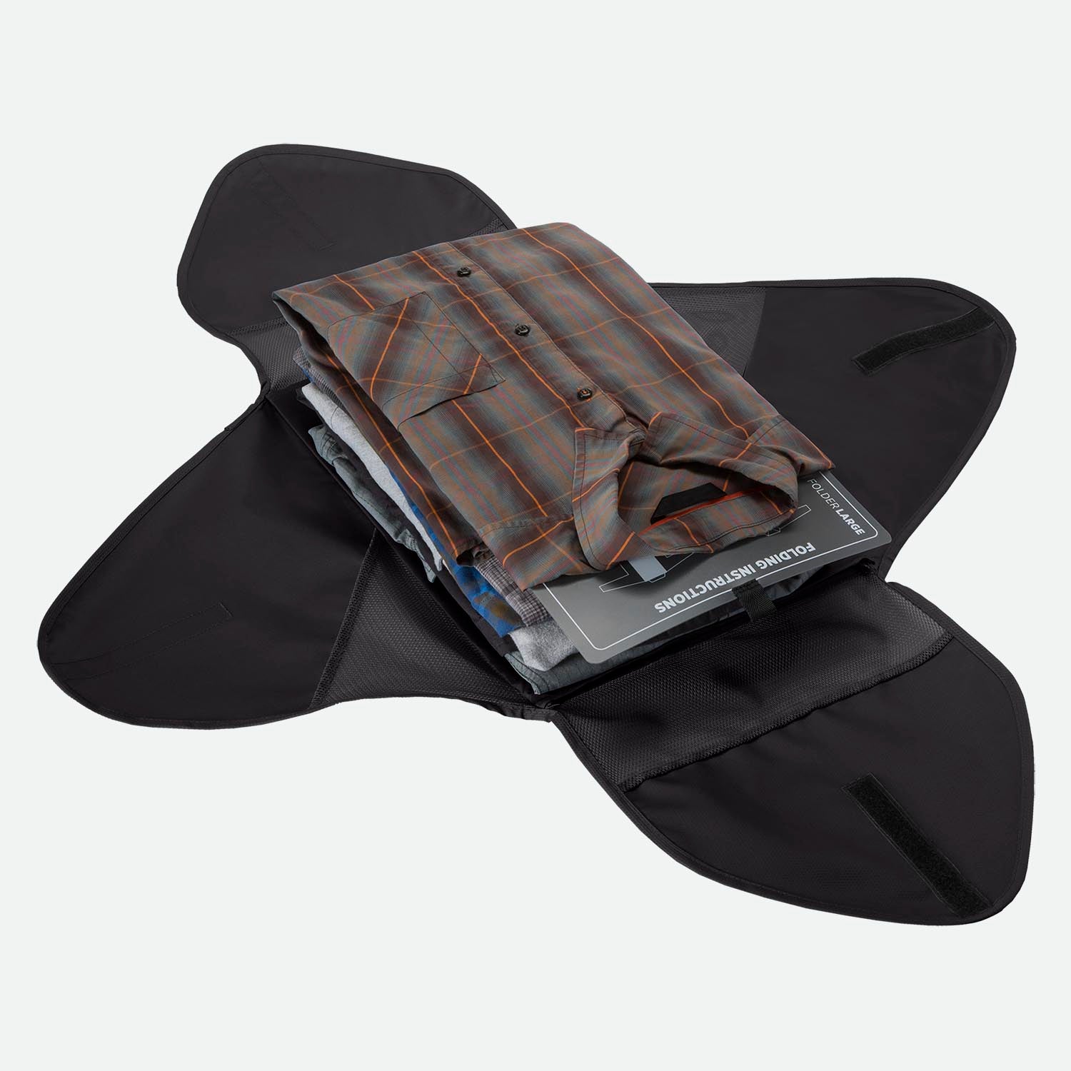 Eagle Creek Pack-It™ Starter Set Black - Garment Folder L - pakket med foldet tøj