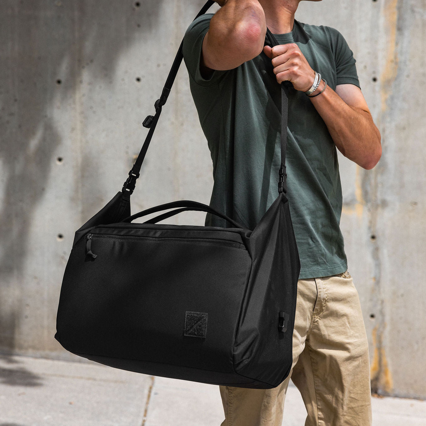 Evergoods Transit Duffel 35L - Solution Dyed Black - Lifestyle