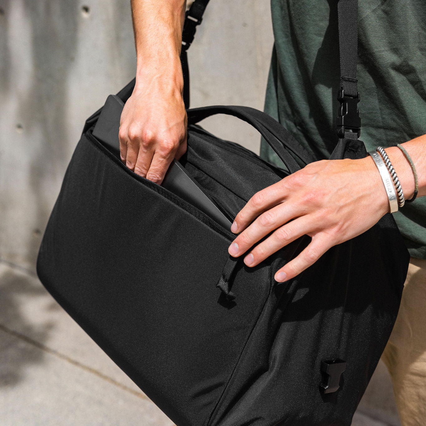 Evergoods Transit Duffel 35L - Solution Dyed Black - Lifestyle