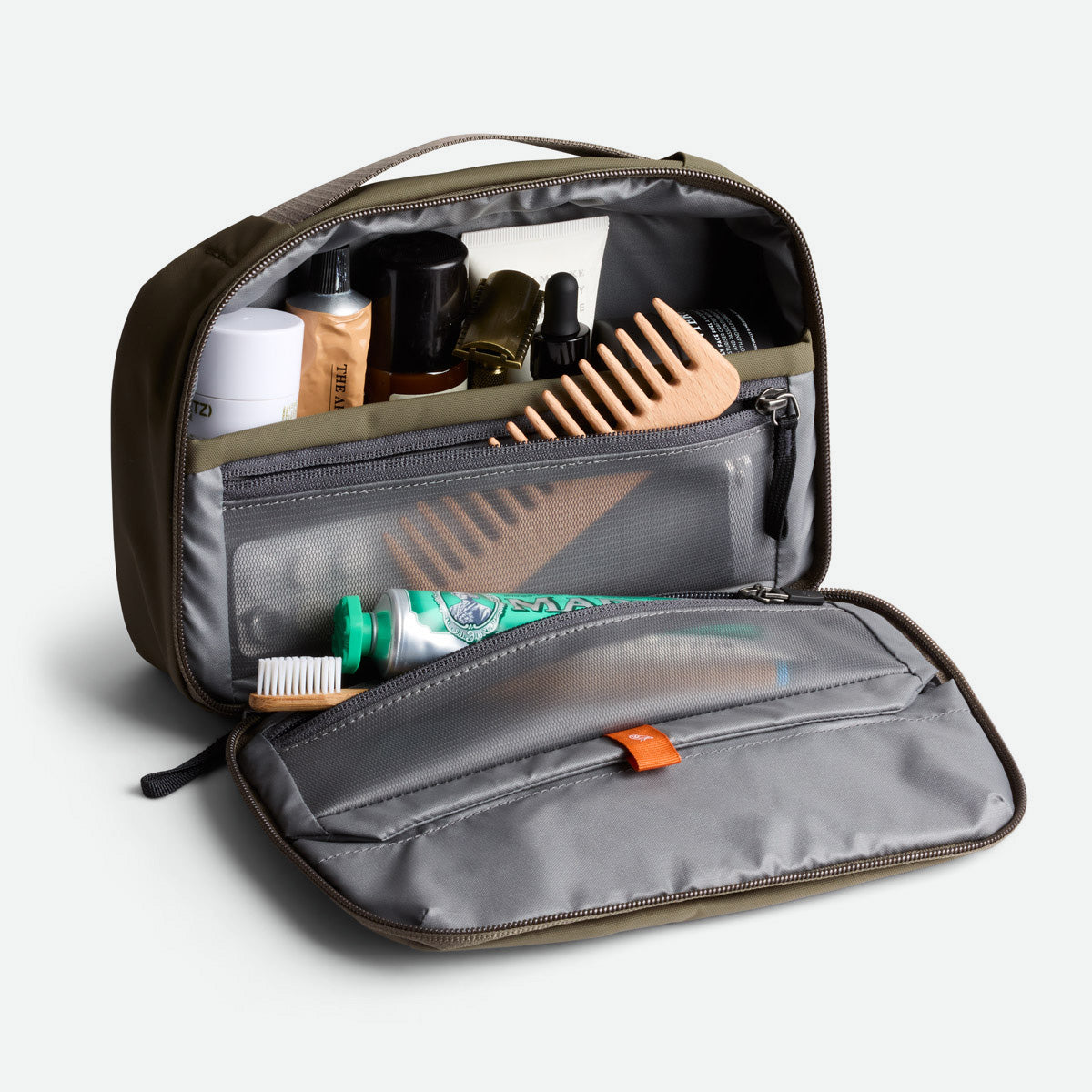 Bellroy Hanging Toiletry Kit - Sea Kelp (Leather Free)