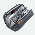 Peak Design Tech Pouch V2 Charcoal | Pouch til organisering af tech accessories